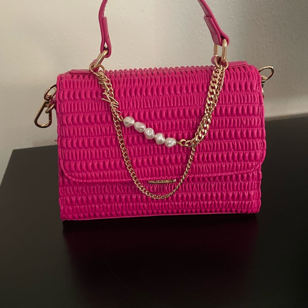 Aldo Pink Woven Handbag with Gold Chain